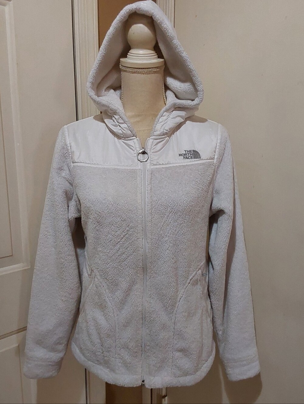 🌺 Like New The North Face Women's White Hooded Teddy Fleece Jacket